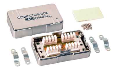 CAT. 6 Verbindungsmodul bis 250 MHz mit LSA Leisten: Installationskabel lassen sich verlängern bzw. beschädigteneu verbindenohne komplette Neuverlegung eines Kabelsegments. Mit Klebestreifen zum Befestigenschraubbare ZugentlastungKabeleinlass 7 m. Patchka